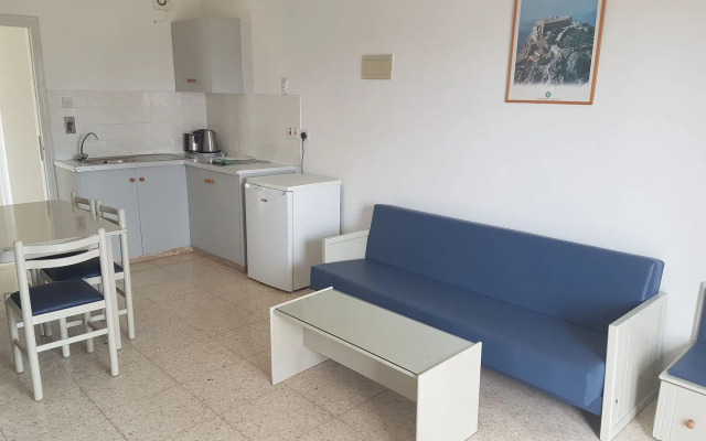 Cosmelenia Hotel Apartments