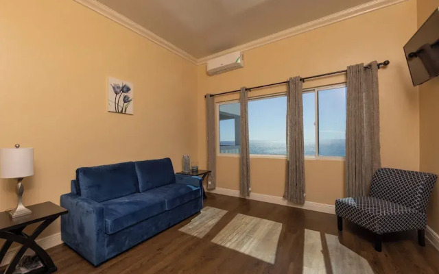 Majestic Heights Bed & Breakfast