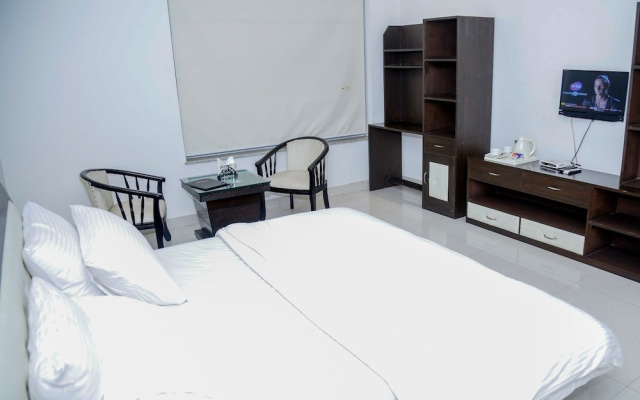 Kingdom Hotel