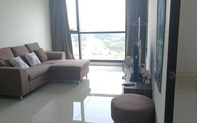 GT Home Tropicana Garden