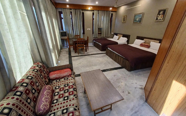 Pushkar Villas Resort