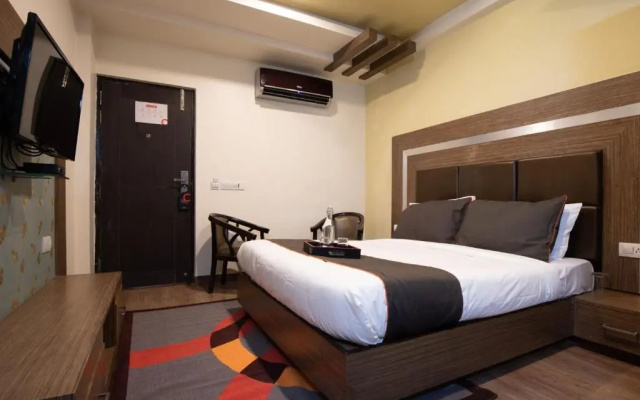 Collection O 81849 Hotel Sunrise