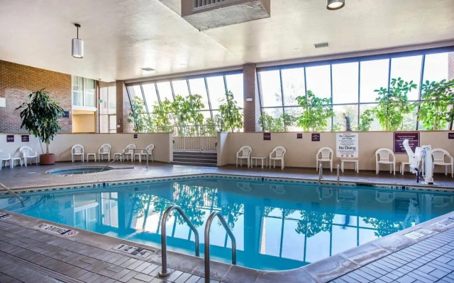 Holiday Inn
