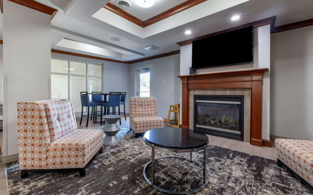 Best Western Plus Sparta Trail Lodge