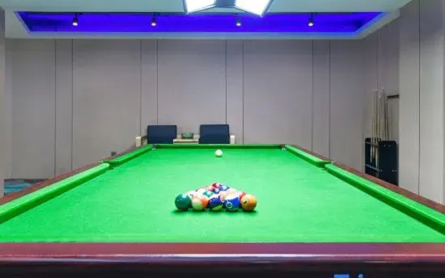 Baihao Hotel (Yiwu Airport Beiyuan business city store)