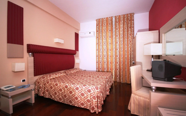 Hotel Santa Lucia Le Sabbie d'Oro