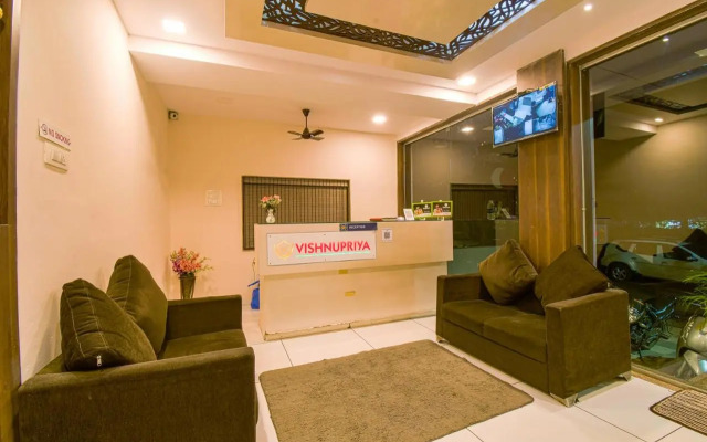 Hotel Vishnupriya Grand