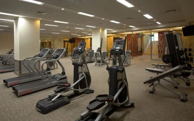 Golden Eagle Summit Hotel