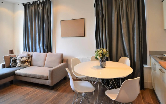 One Bedroom Apartment in Bayswater