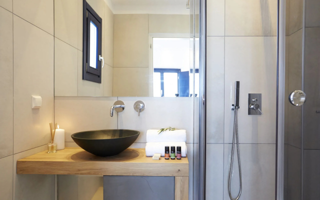 Amor Hideaway Villas by Mr and Mrs White