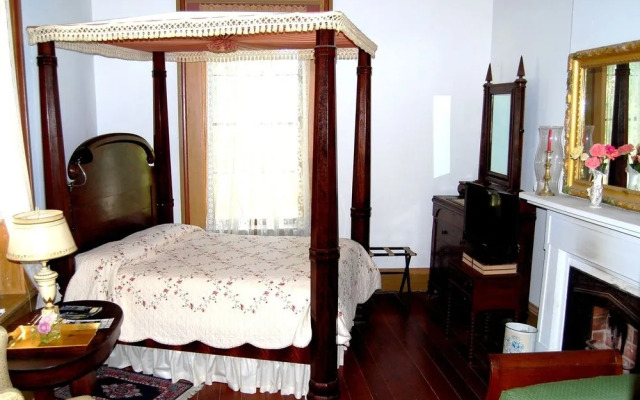 Glenfield Plantation Historic B&B