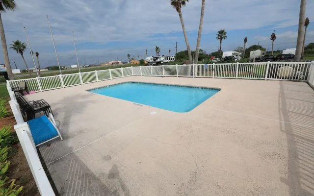 Coastal Bend at Seadrift, Motel & RV Park