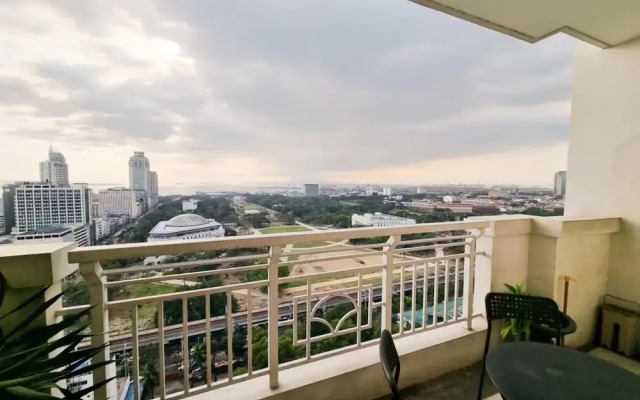 Unit 2216 Torre de Manila