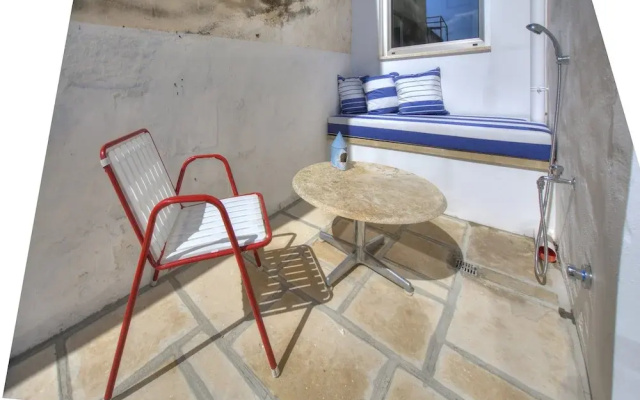 Lovely 70s Style Patio and Terrace