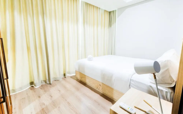 Luxurious 2BR St. Moritz Puri Apartment with Private Lift