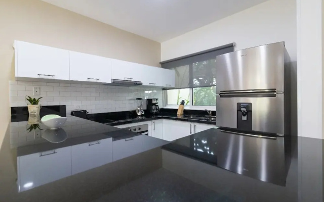 Sabbia 4104 - 3 Bedrooms ALL IN Suite Condo