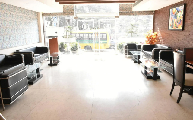 Hotel Impress By Rmr Hotels