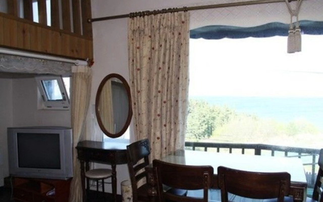 Pohang Small Happy Pension(포항 작은행복펜션)