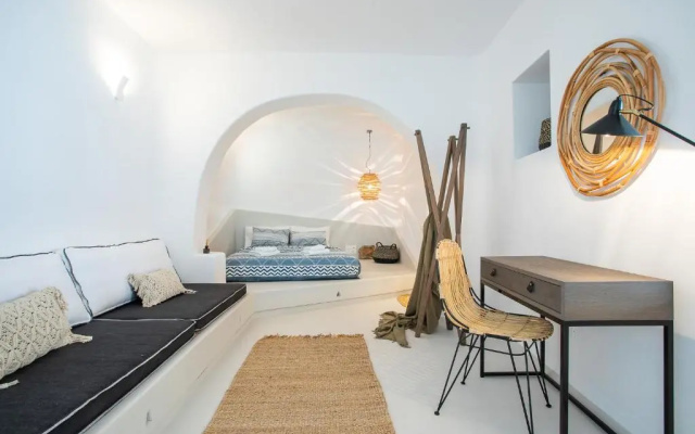 Villa Zeolite by Mykonos Rocks