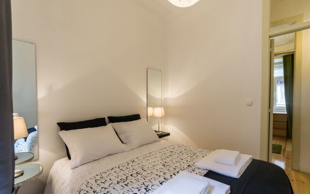 Отель ShortStayFlat Alfama e Castelo Португалия, Лиссабон - отзывы, цены и фото номеров - забронировать отель ShortStayFlat Alfama e Castelo онлайн комната для гостей