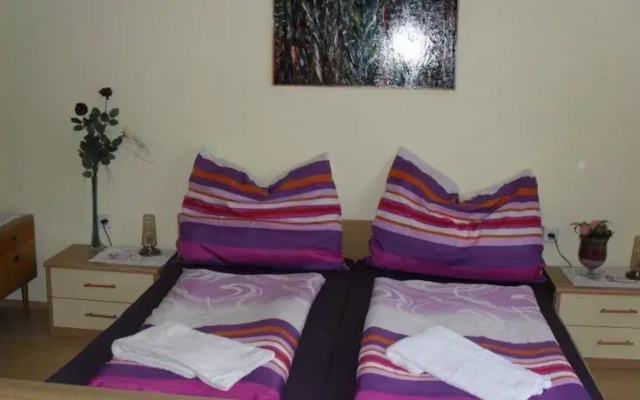 Camping und Privatzimmer Dorfer