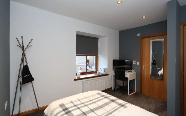 The Square Hotel