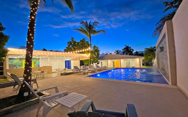 Zaba Beach House