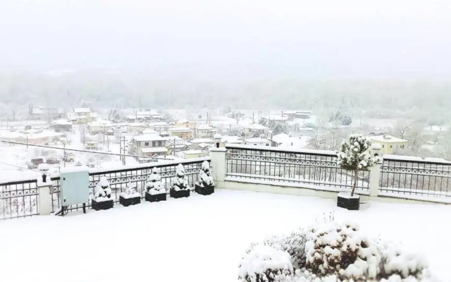 Philoxenia Hotel
