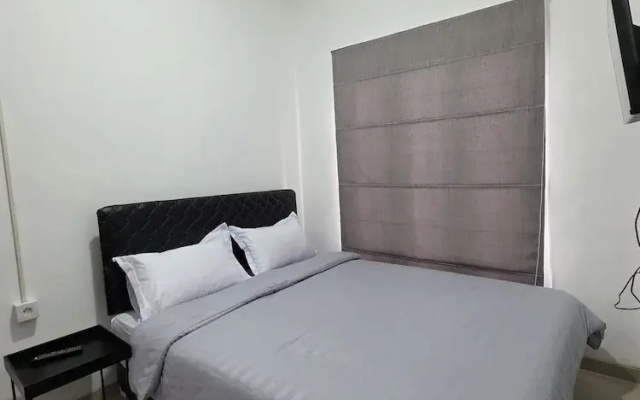 Shini Guest House