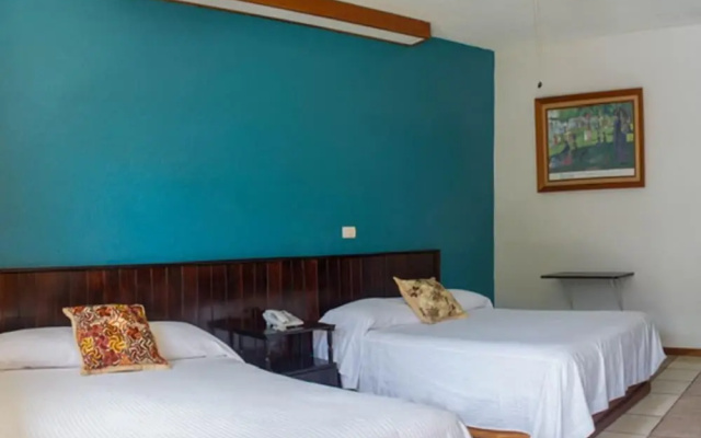Hotel Lacantum