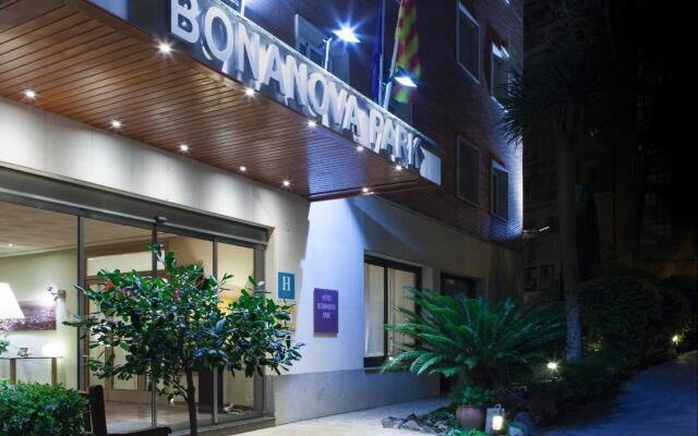 Отель Bonanova Park Барселона вид на фасад