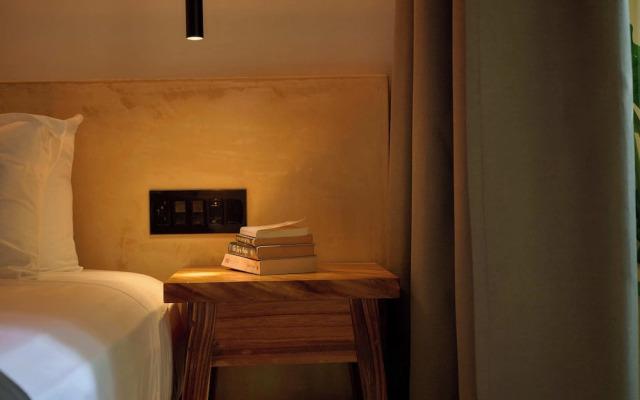 Hotel Compatir