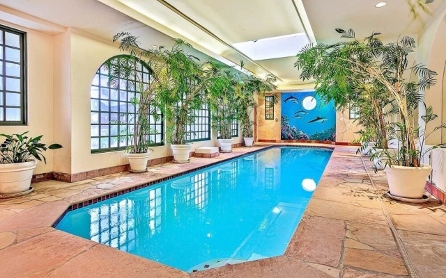 The Majestic Pond Estate