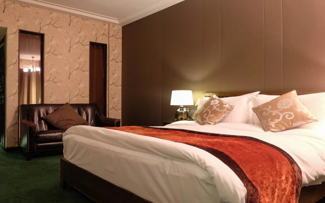 Casa Serena Spa and Hotel