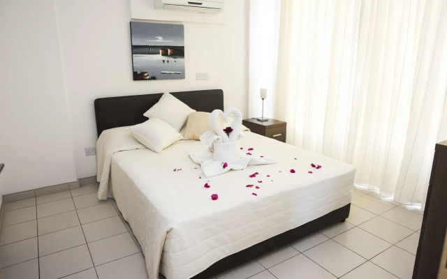 St Nicolas Elegant Residence