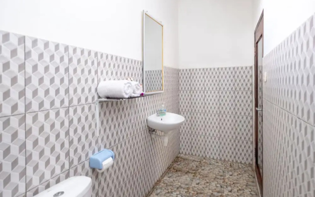 Hallway Homestay by OYO Rooms