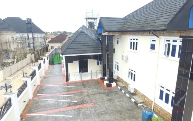 Victoria Inn Hotel And Suites
