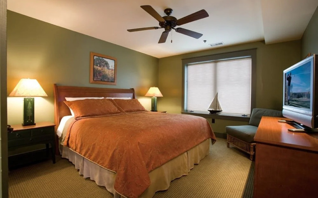 Tamarack Lodge