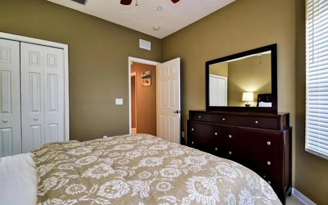 Island Key Condos 302