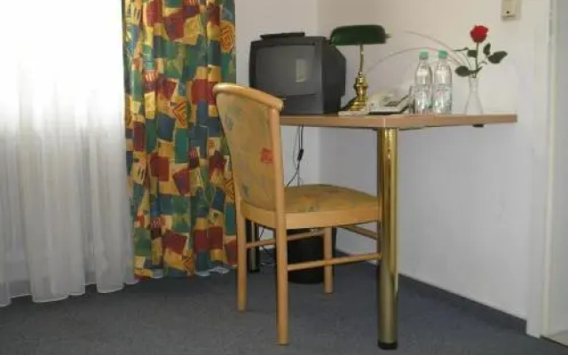 Mainstreet Hotel am Klausturm