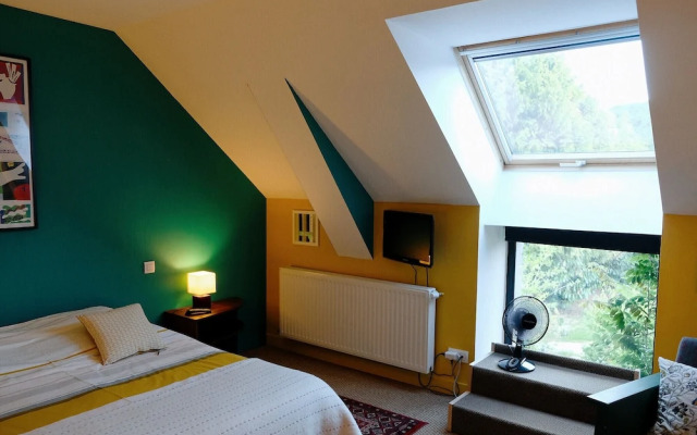 La Maison Jaune à la Janaie