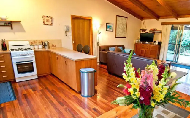 Seaview Retreat on Bruny Island