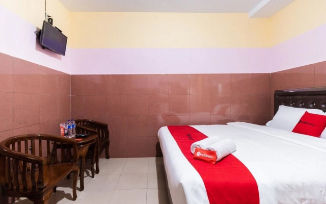 Guest House Restu Ibu by RedDoorz