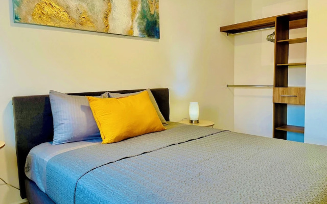 Cozy 2-bedroom Apartment With Amenities