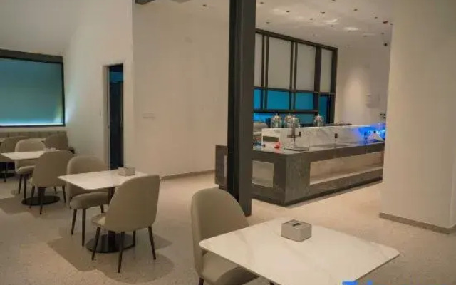 Shiguang Holiday Hotel (County Government Branch)
