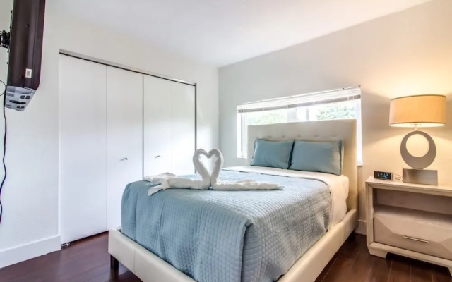 Casablanca - 5 Br Villa