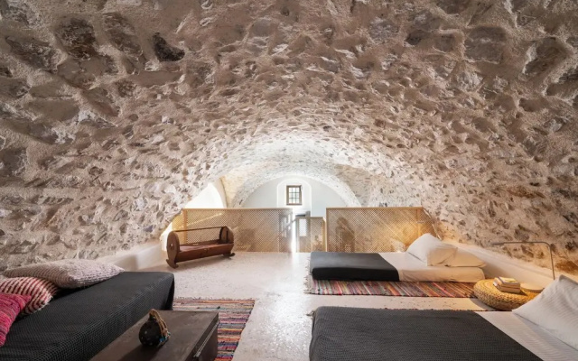 Canava Villas Santorini
