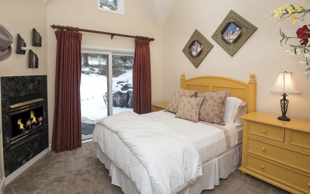 Vermont Road Chalet