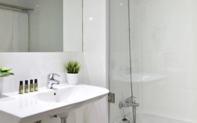 Aqualuz Lagos Studio Premium