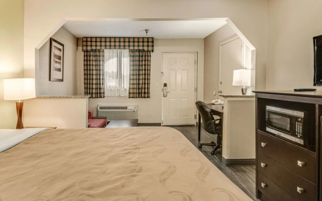 Quality Inn & Suites Dublin
